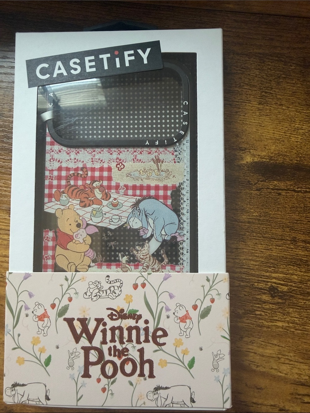 Casetify Winnie the Pooh Floral Picnic Case - iPhone 17 pro max